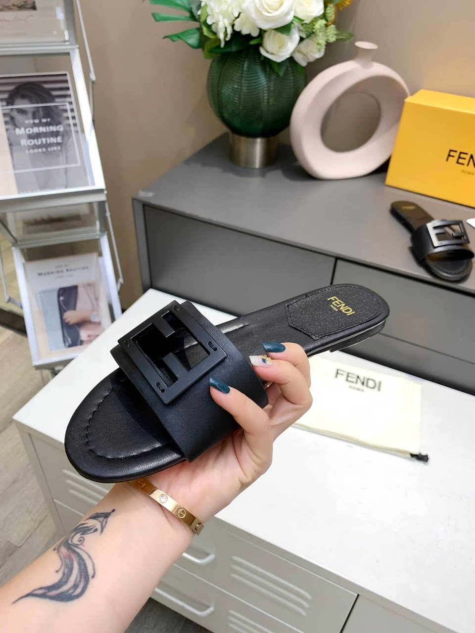 Fendi Signature Leather Sandals Slide Black 0400014271536 view 8