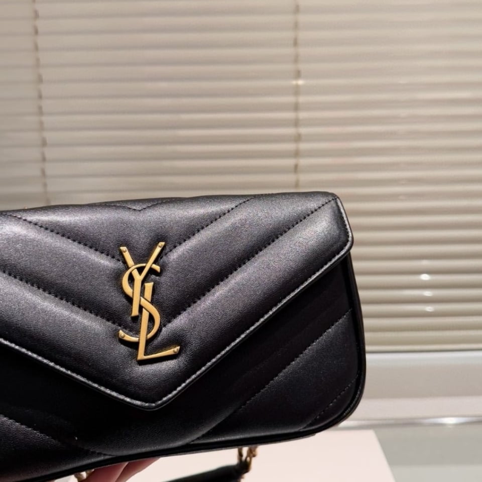 Saint Laurent Loulou Small In Matelassã‰ 24Cm view 8