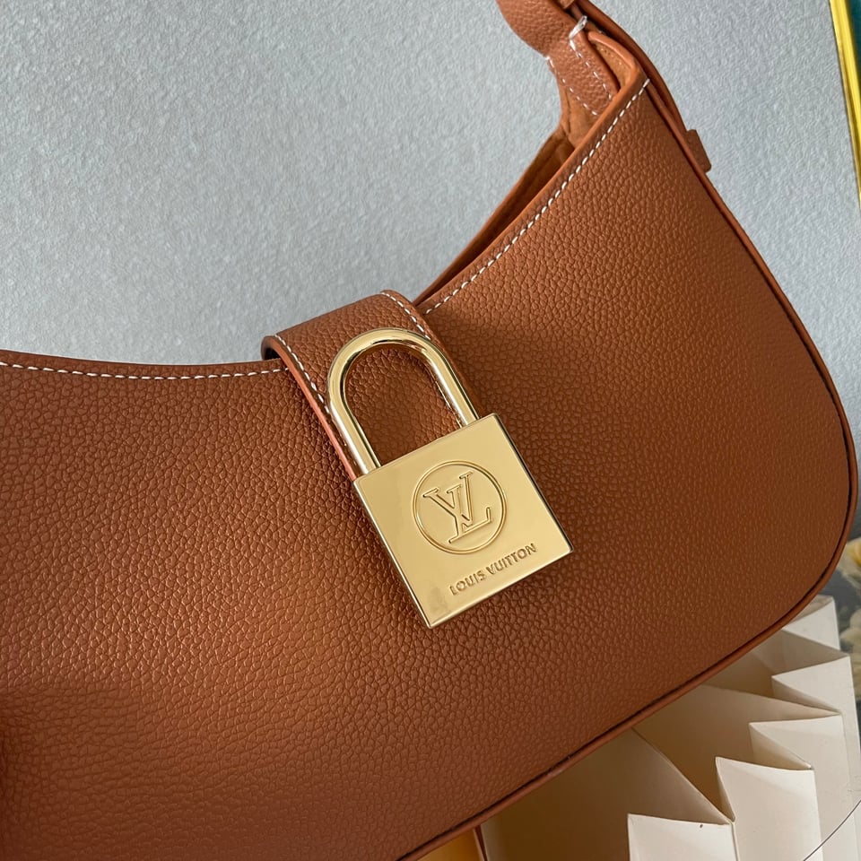 Louis Vuitton Low Key Shoulder Bag Brown 25Cm M24885 view 3