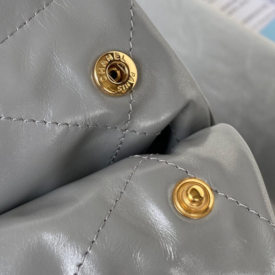 Chanel 22 Small Handbag Shiny Calfskin Grey With logo Gold view 8