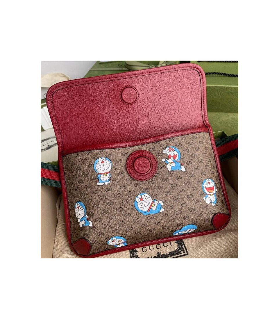 Gucci x Doraemon Small Belt Bag ‘Ivory’ 24cm view 11
