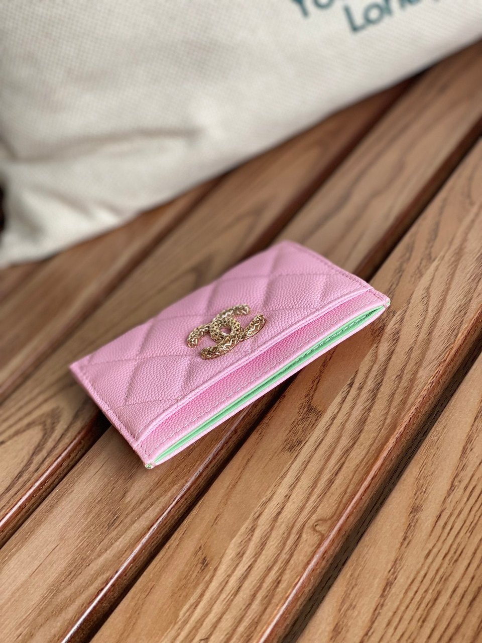 Chanel Card Holder 10Cm Pink Caviar view 5