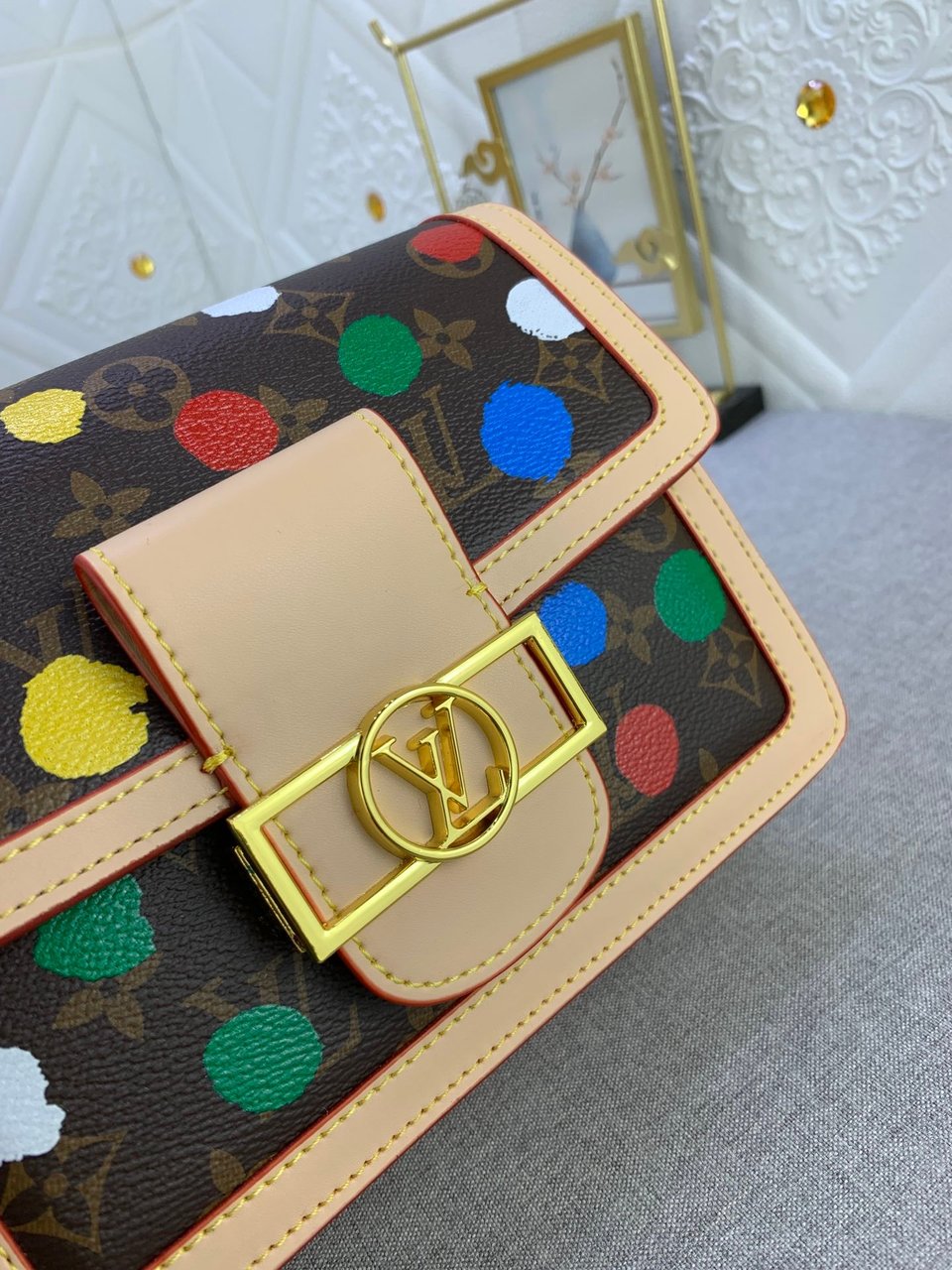 Louis Vuitton X Yk Dauphine Mm Multicolor 20Cm M46432 view 6