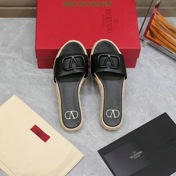Valentino Garavani Vlogo Signature Slide Sandals Black view 8