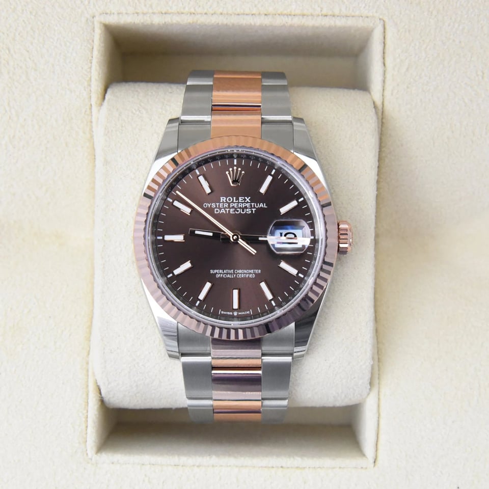 Rolex Datejust 36 mm Chocolate Dial 126231 view 4