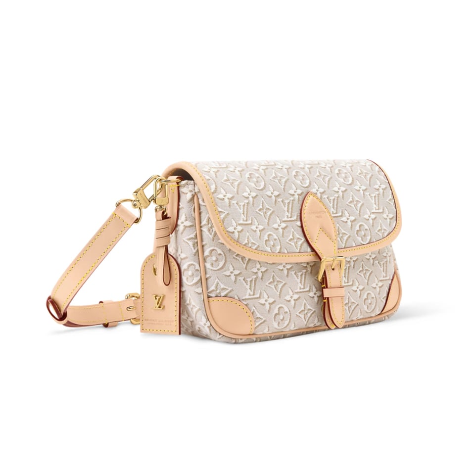 Louis Vuitton Diane PM Monogram Emblème Peuplier Motif 24cm M29795 view 3