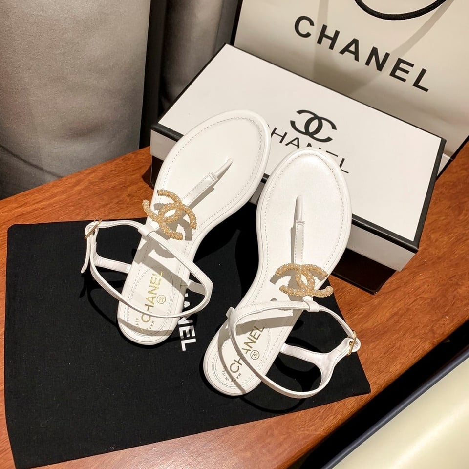 Chanel Gold Pearl Cc Logo Thong Sandals White view 8