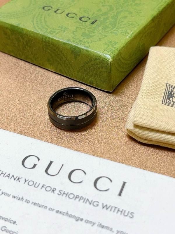 Gucci Rings view 3