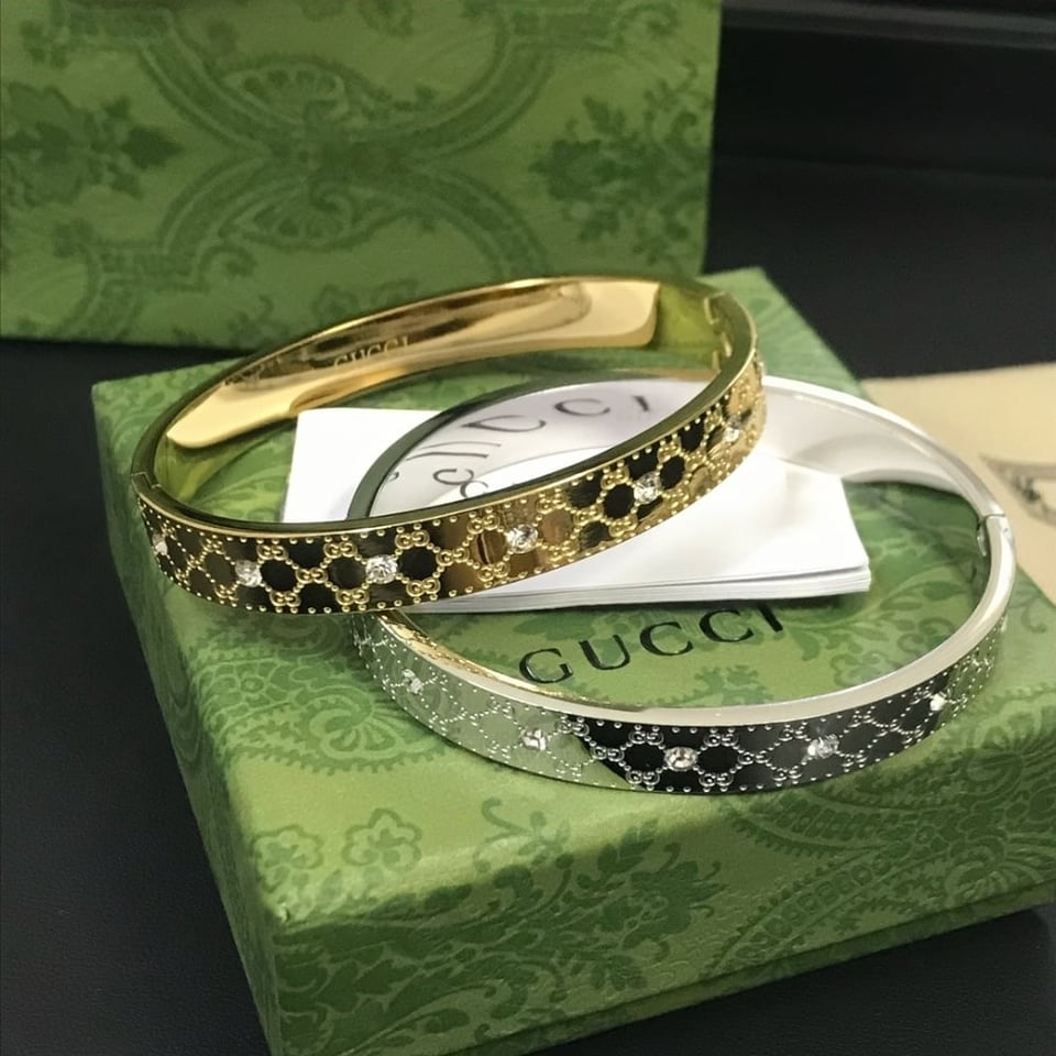 Gucci Cuff Bracelet 8Mm Silver view 7