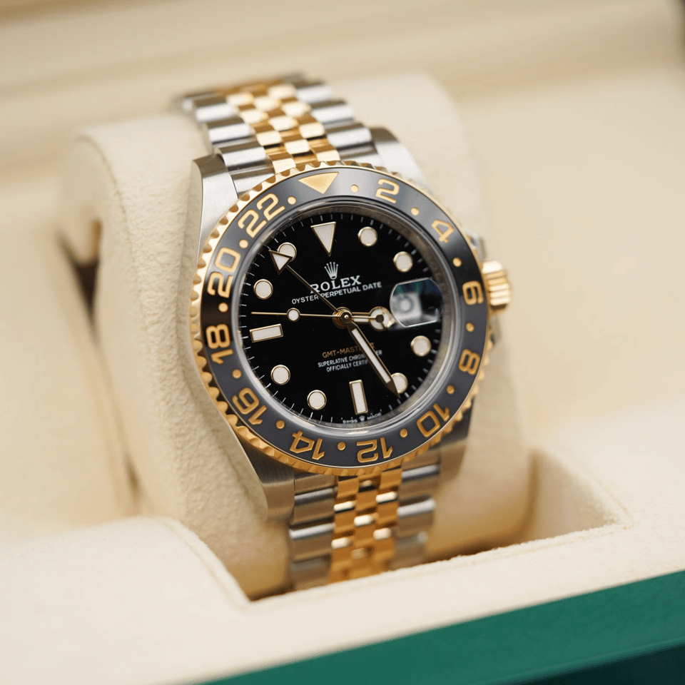 Rolex GMT-Master II 40 mm Black Dial “Zombie” 126713GRNR view 4