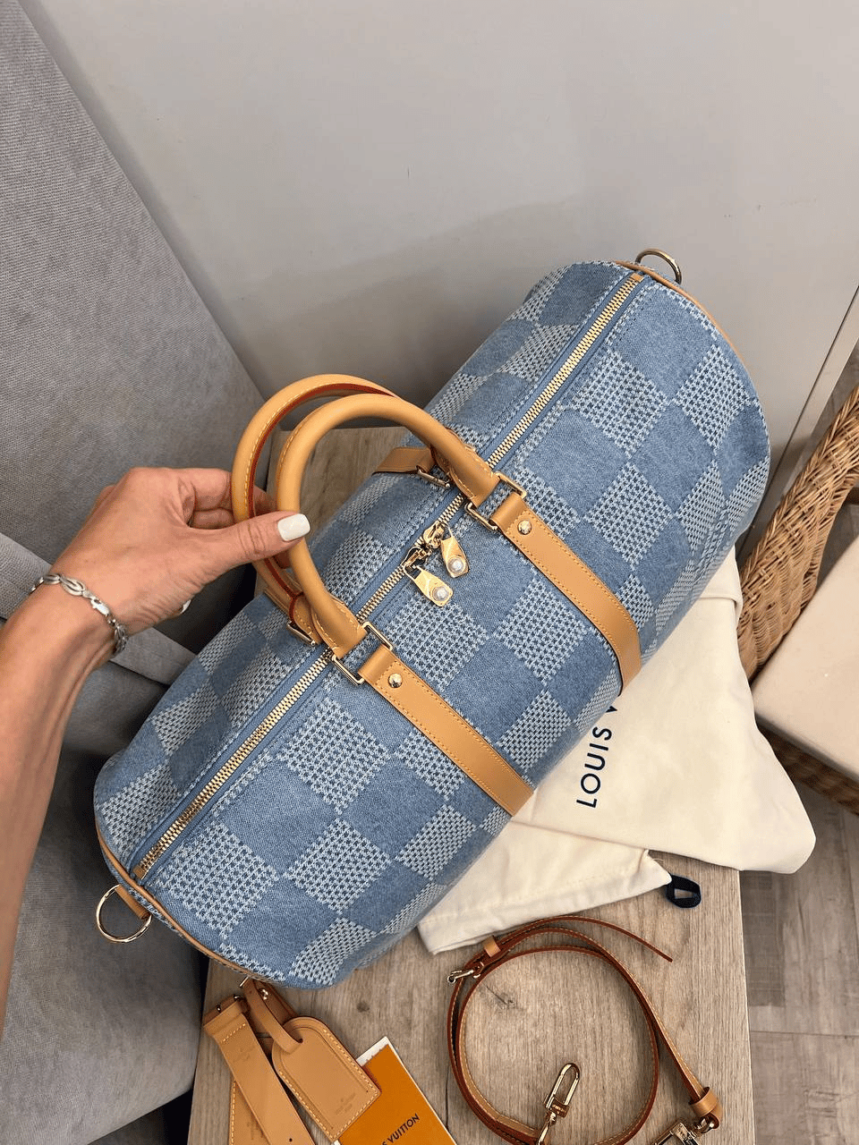 Louis Vuitton Keepall Bandoulière 50 Bag ‘Blue’ 50Cm N40739 view 9