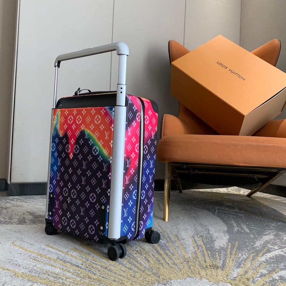 Louis Vuitton Horizon 55 Monogram Sunset Suitcase Multicolor M20462 view 6