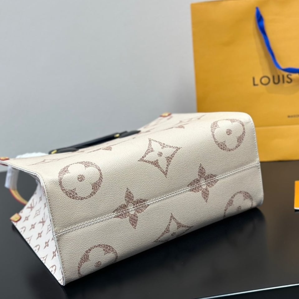 Louis Vuitton OnTheGo MM Tote Bag ‘Monogram Dune’ 35Cm M46912 view 8