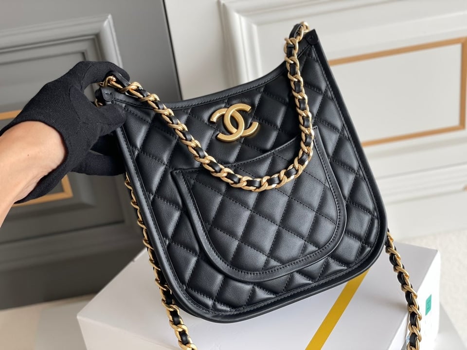 Chanel 24S 24Cm Hobo Bag Black Calfskin Gold Hardware view 6