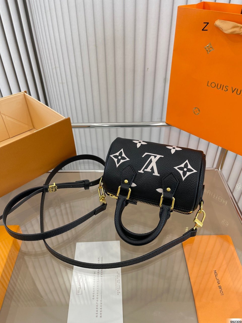 Louis Vuitton Nano Speedy Monogram Canvas Black 17Cm M81456 view 5