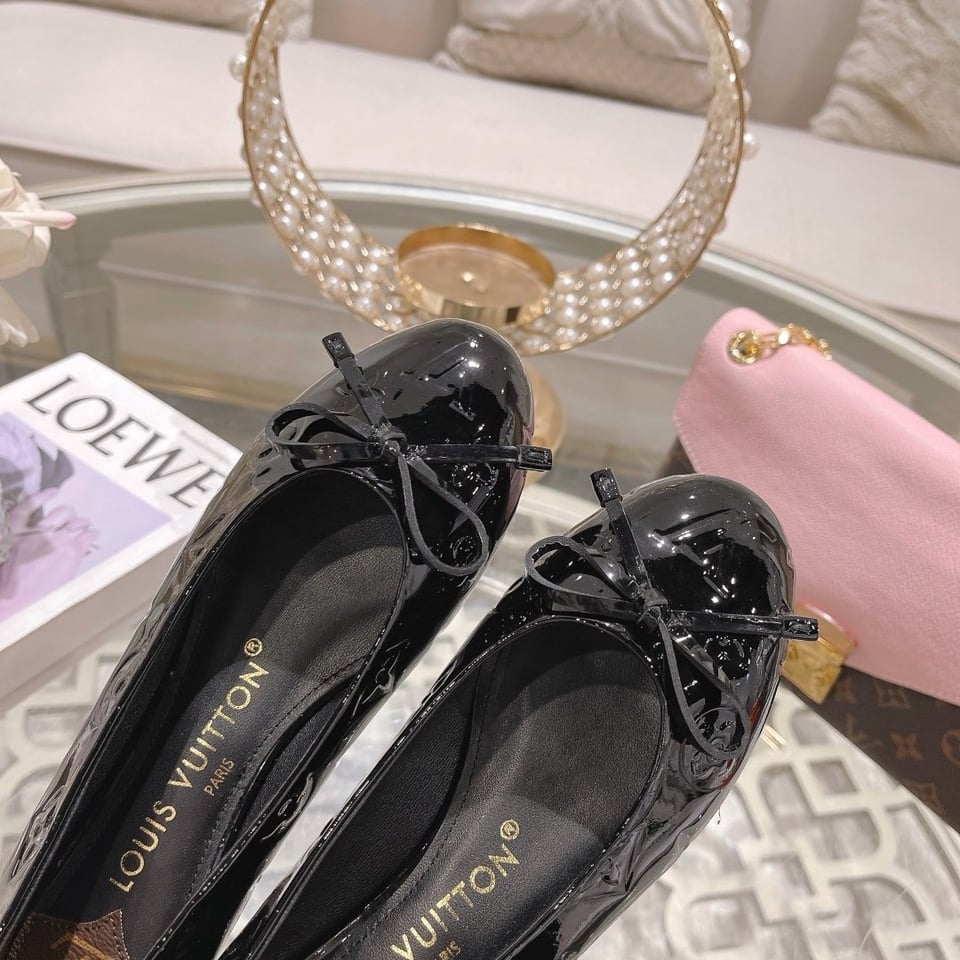 Louis Vuitton Nina Flat Ballerina Black view 3