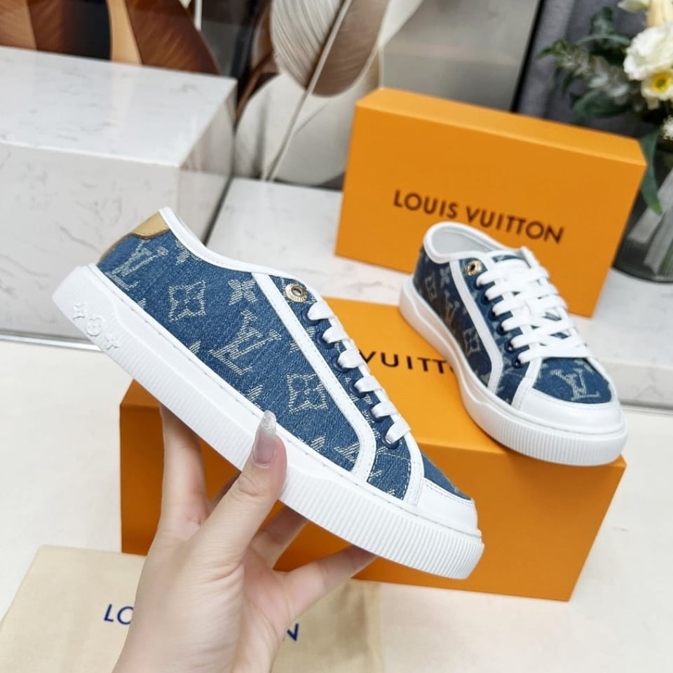 Louis Vuitton Lv Lagoon Sneaker Denim Blue 1Agyg4 view 6