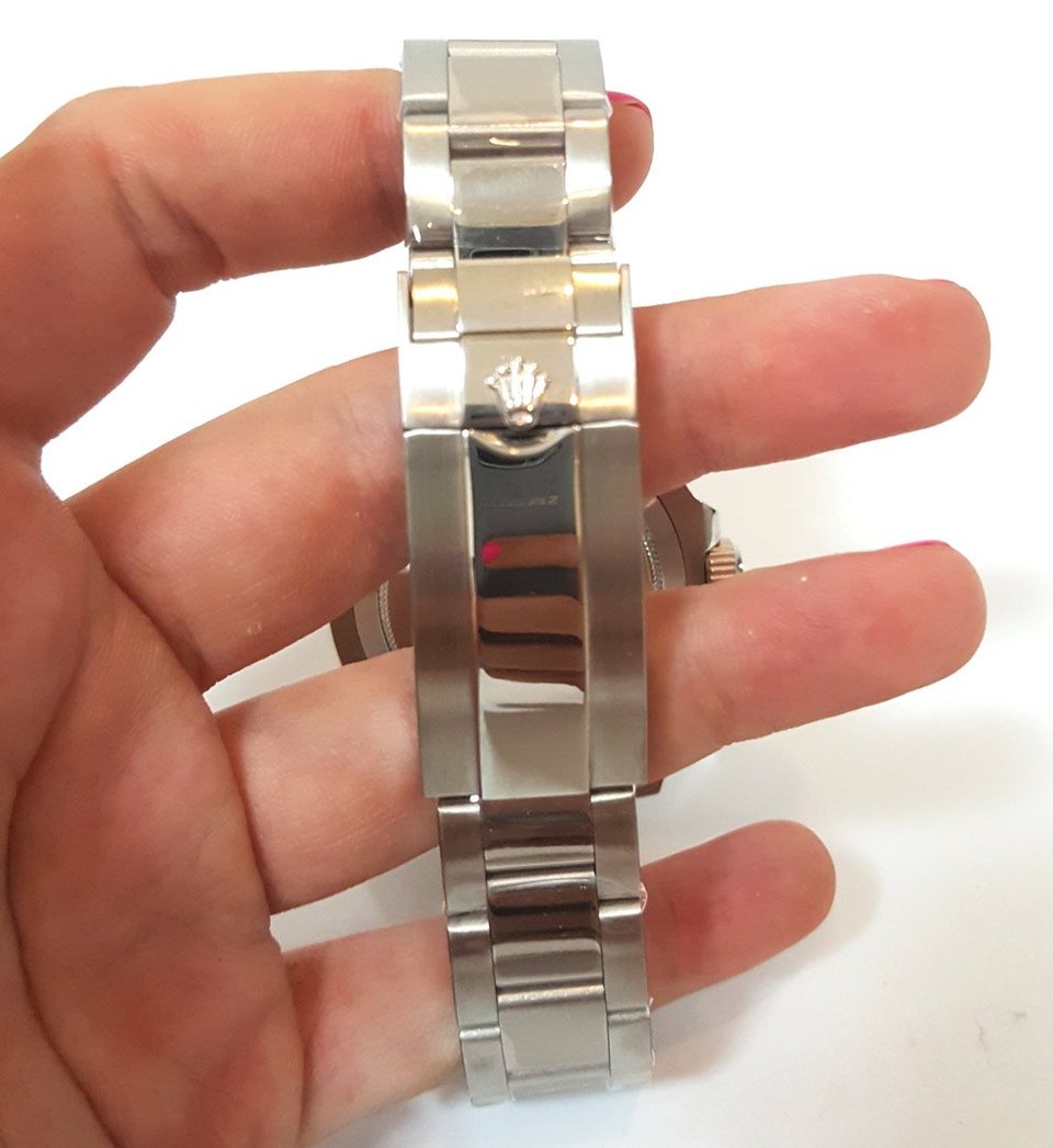 Rolex GMT-Master II 40mm Black Dial 116710 view 7