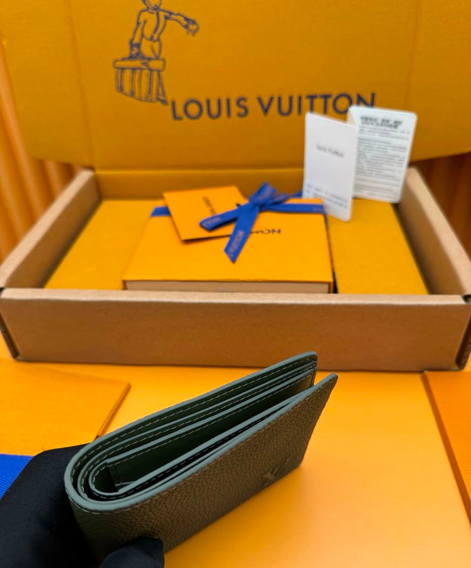 Louis Vuitton Multiple Wallet For Men 12cm M81734 view 8