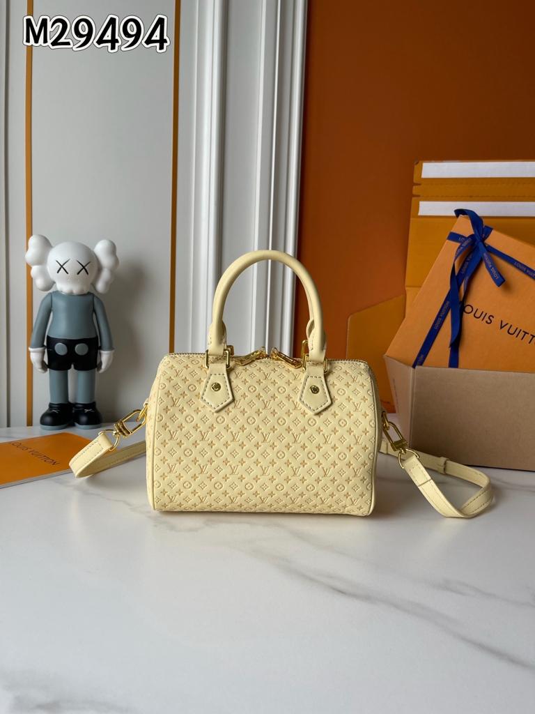 Louis Vuitton Speedy Bandoulière 20 Bag M29494 view 2