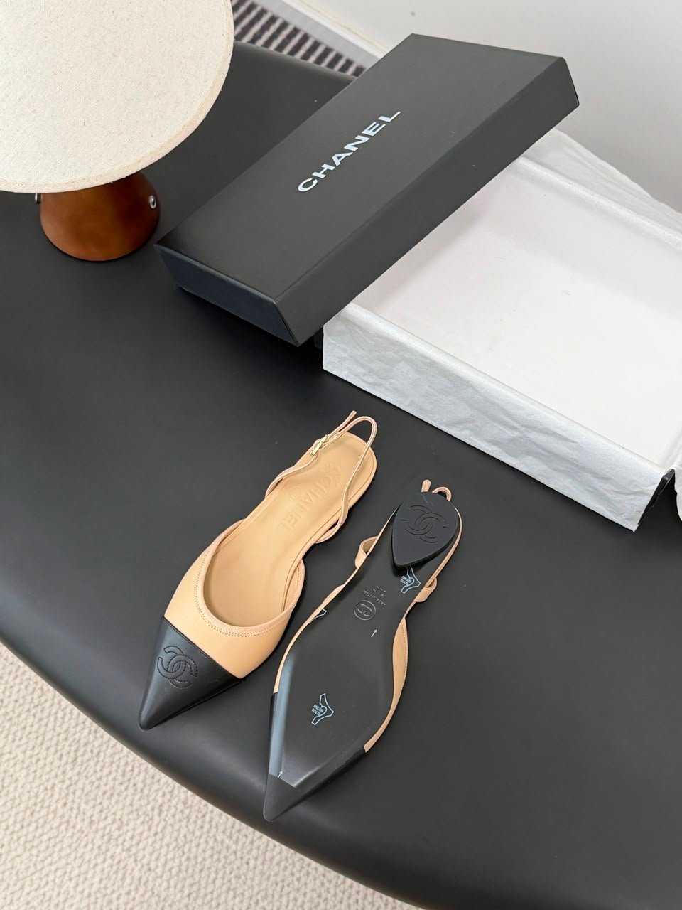 Chanel Pointed-Toe Slingbacks Beige &amp; Black Lambskin Grosgrain G39828 view 10