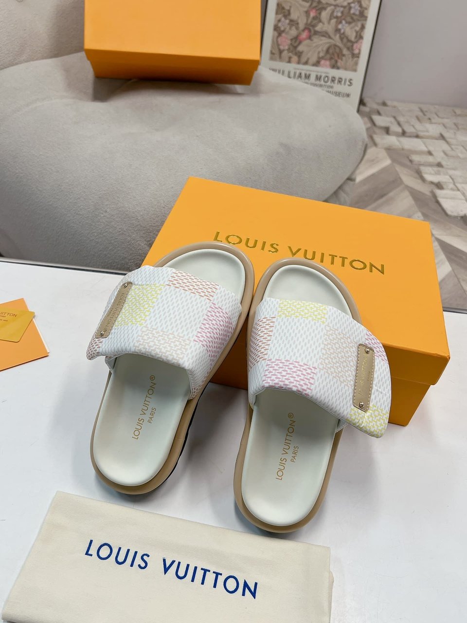 Louis Vuitton Pool Pillow Flat Comfort Mule Sandals Light Pink 1Actww view 6