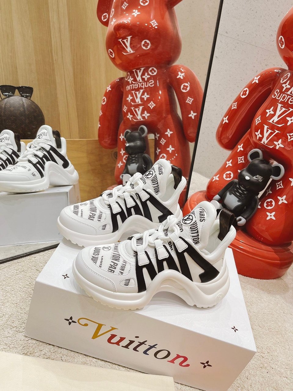 Louis Vuitton Tenis Archlight Sneakers 1A9D3Y view 10