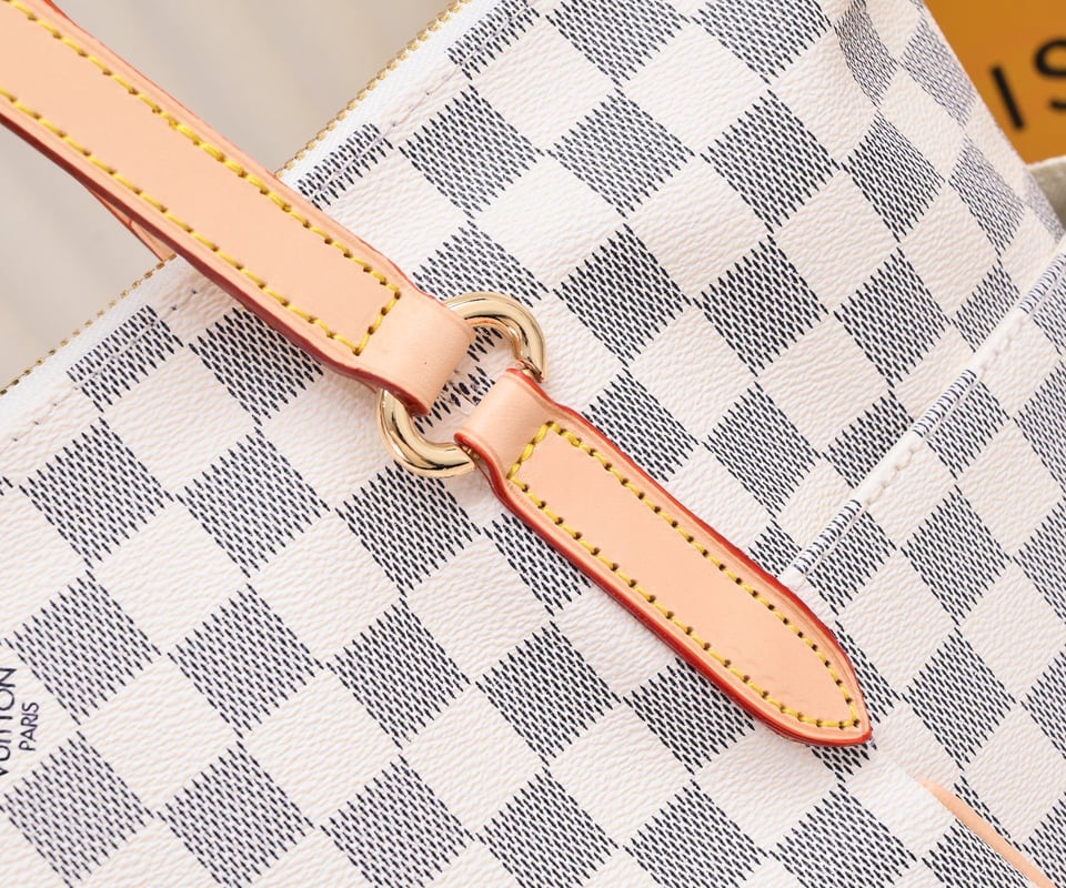 Louis Vuitton Totally Mm Damier Azur 43Cm view 3