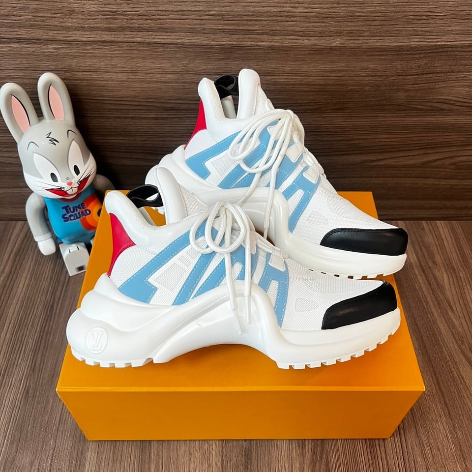 Louis Vuitton Archlight Sneaker Blue 1Abi63 view 8