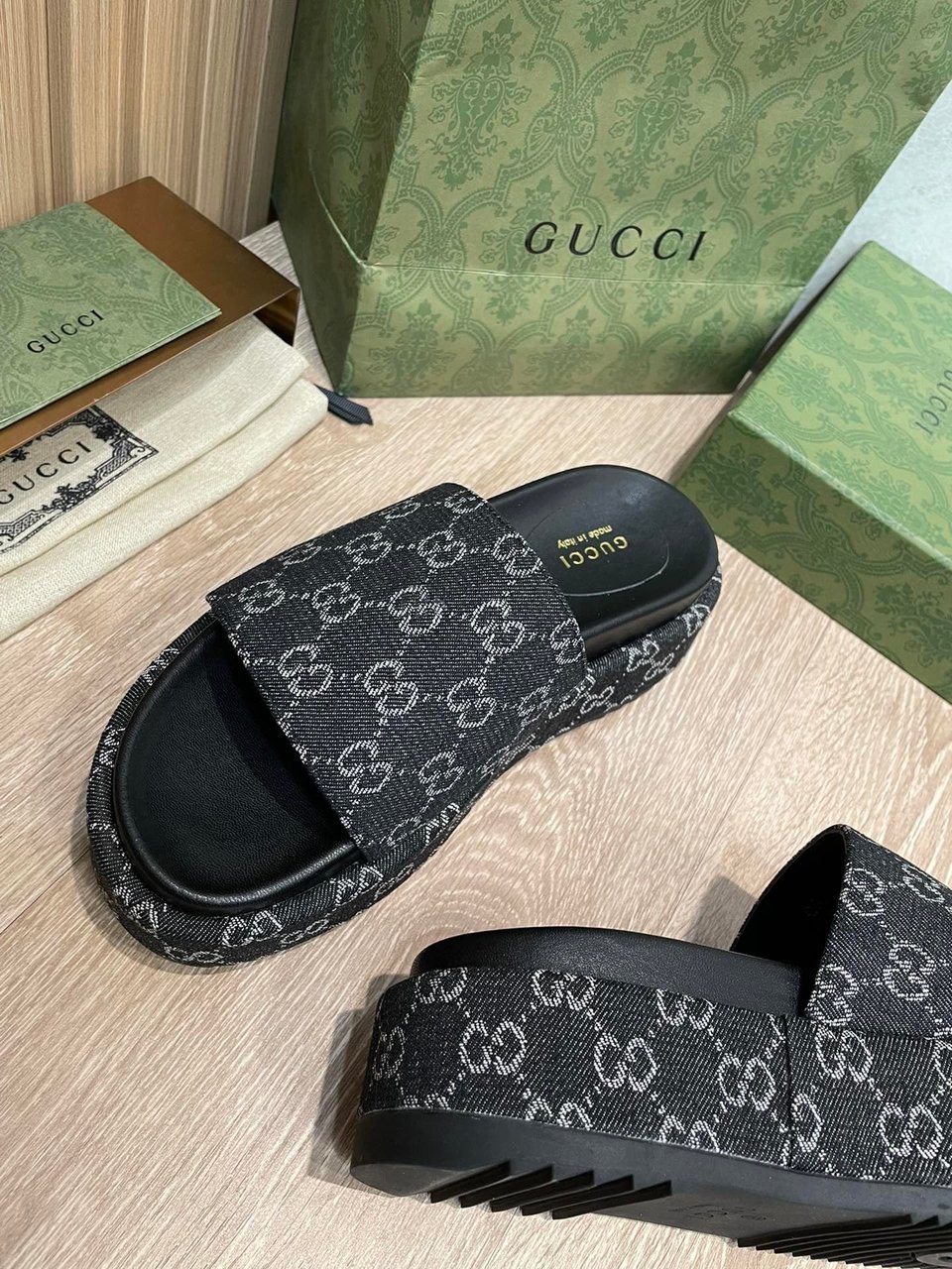 Gucci Women?S Platform Slide Sandal Black 623212 view 9