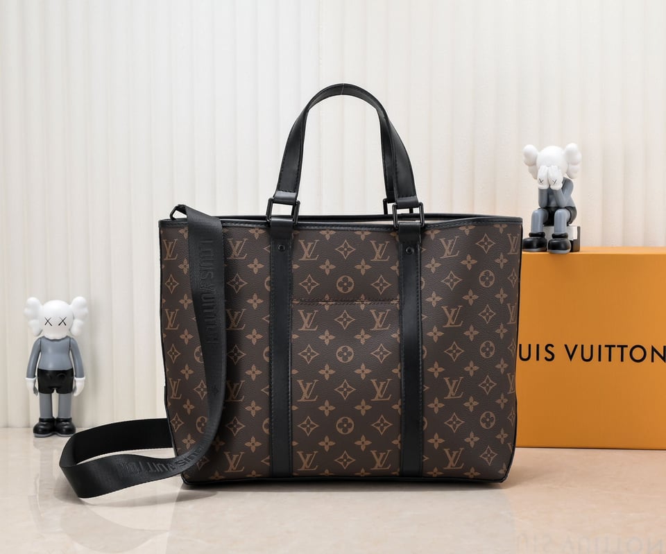 Louis Vuitton Week-End Tote view 11