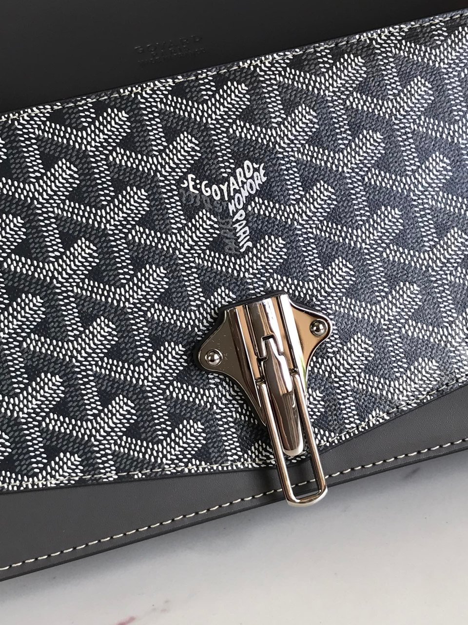 Goyard Duchesse Marie-Caroline Bag 25cm Gray Goyardine Canvas And Smooth Calfskin view 6