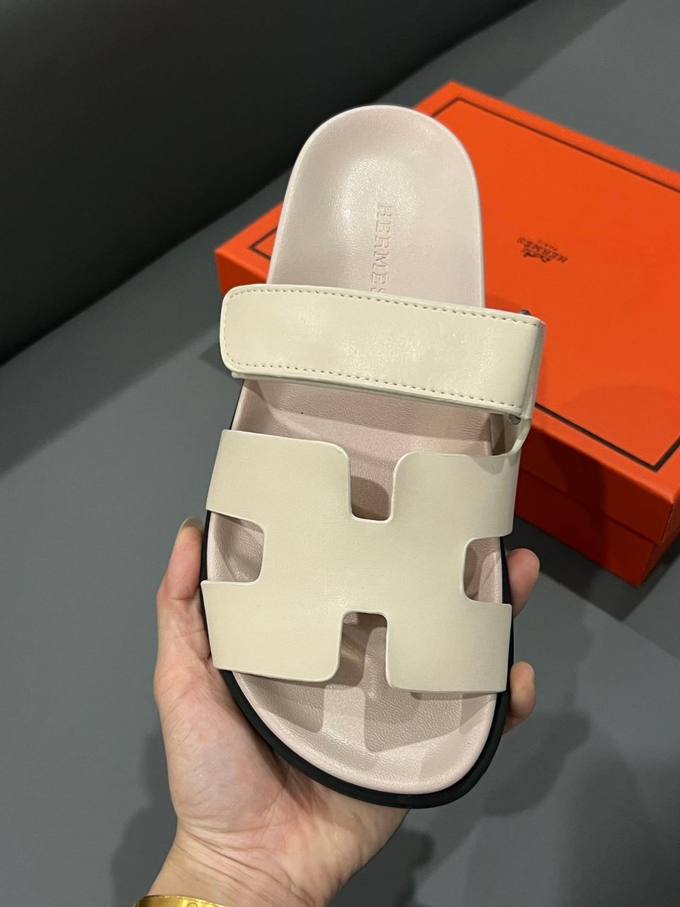Hermes Chypre Sandal Calfskin Beige view 10