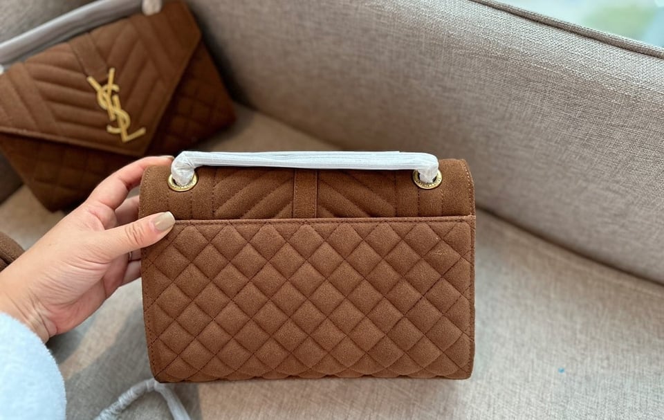 Saint Laurent Le 5 A 7 Bea In Suede Golden Leaf 55Cm Suede Shoulder Bag Brown 24Cm view 9