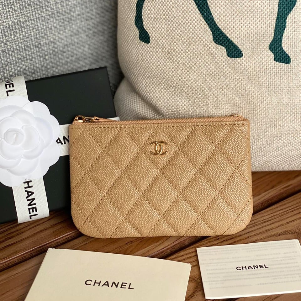 Chanel Zipped Wallet 15 Beige Caviar Gold Hardware