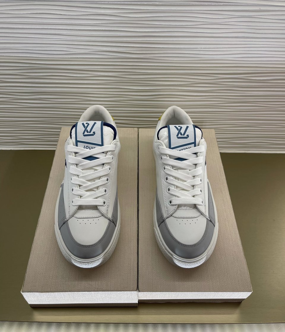 Louis Vuitton Charlie Sneaker 1A9Jlt view 6