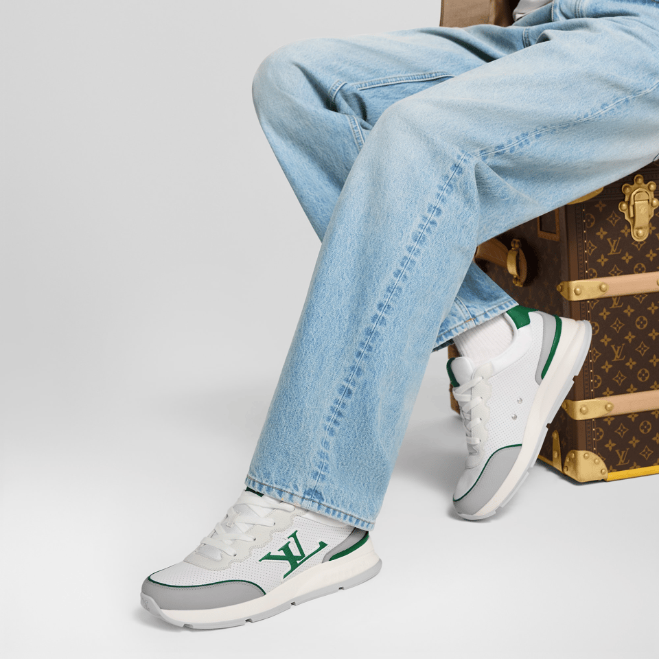 Louis Vuitton LV Classic Green Sneaker for Men 1AHSUK view 6