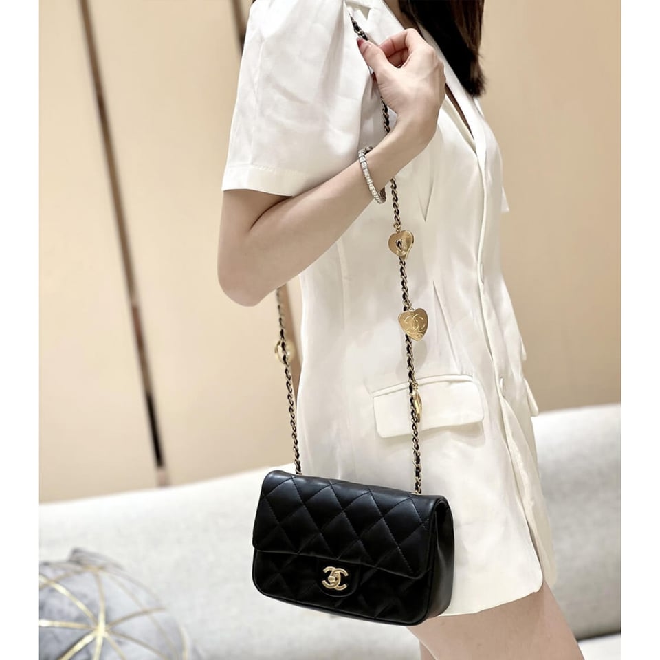 Chanel Mini Flap Bag 20cm Heart Chain view 5