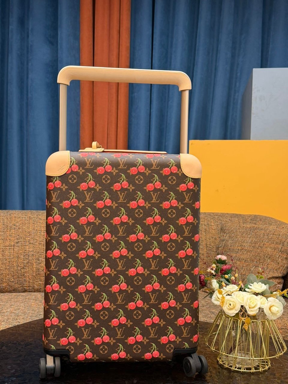 Lv Cherry Travel Horizon 55 – Luxury Cabin Carry-On 55cm/21.6in view 6