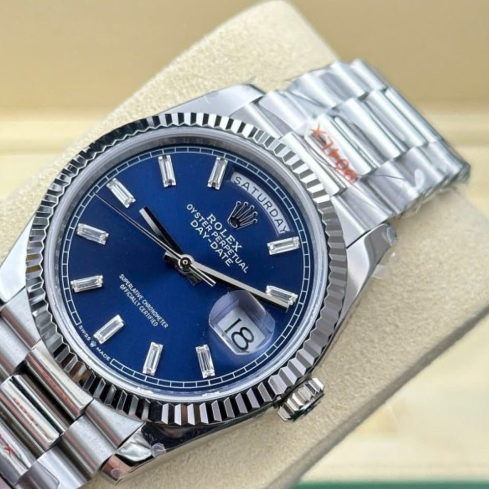 [Superclone] Rolex Day-Date 36mm Bright Blue Dial President 128236 view 2