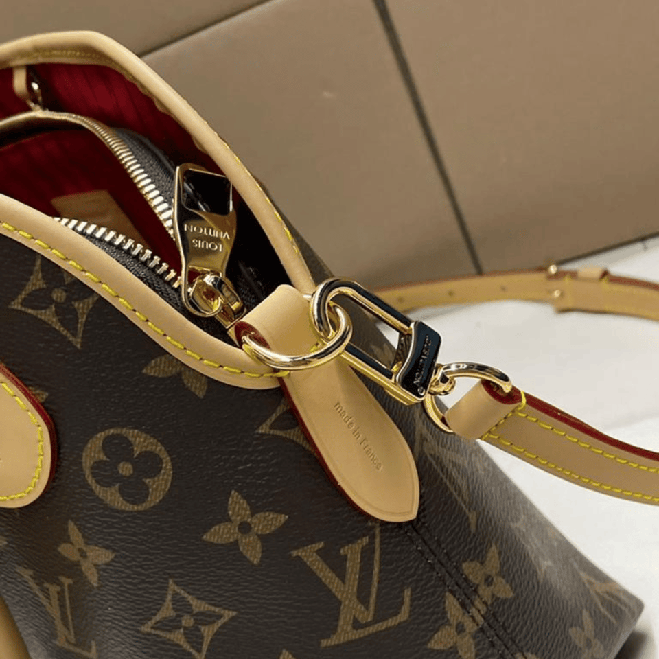 Louis Vuitton Ever More PM Bag M15208 35cm/13.8in view 9