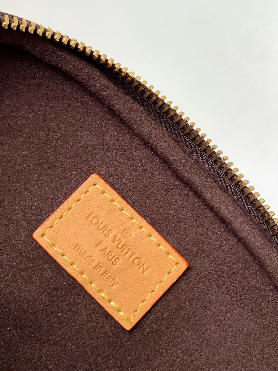 Louis Vuitton Mini Bumbag Lv Monogram Small Fanny Pack Monogram 17cm M82335 view 12