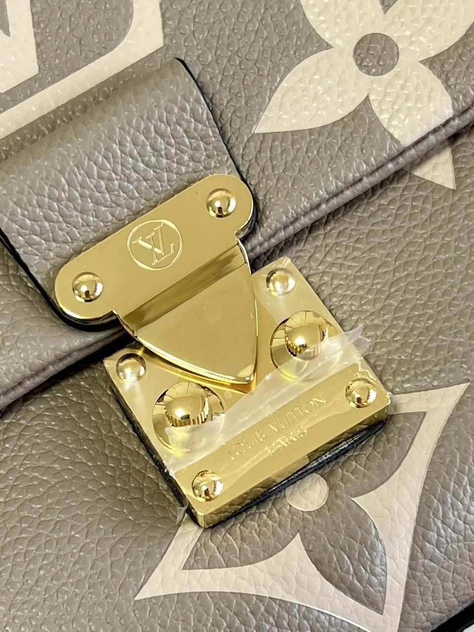 Louis Vuitton Madeleine MM Bicolor Monogram Empreinte Leather 30cm M46041- Women’s Handbags view 10