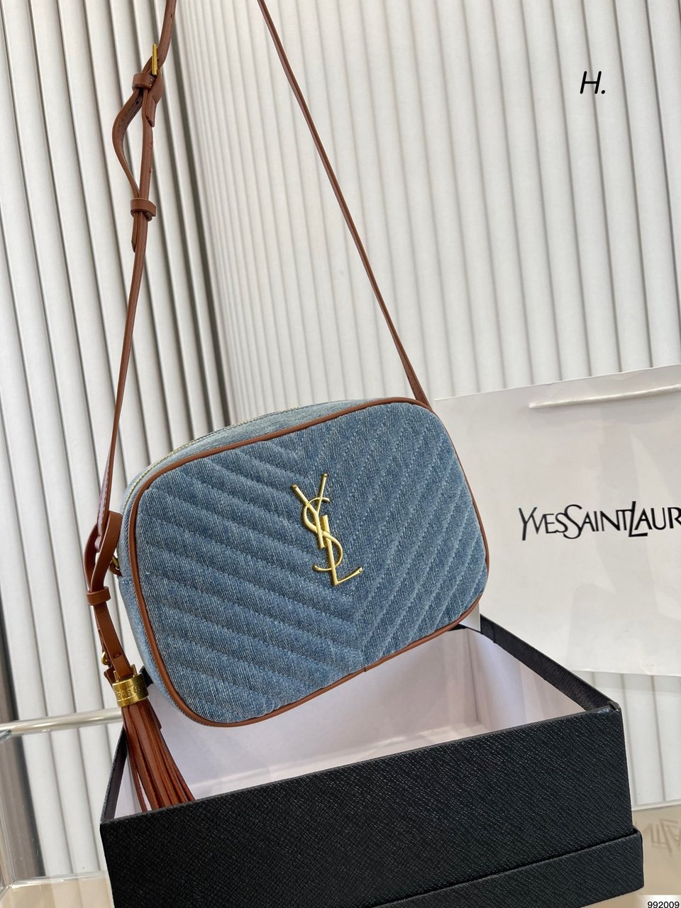 Saint Laurent Women’S Blue Mini Lou Denim Camera Bag 23Cm view 8