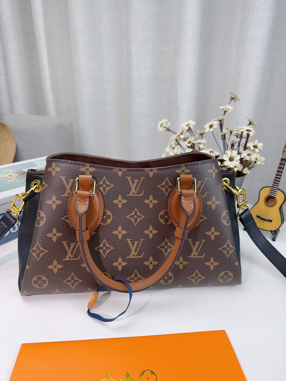 Louis Vuitton Vend Me Mm Tote Bag Brown 30Cm M46508 view 9