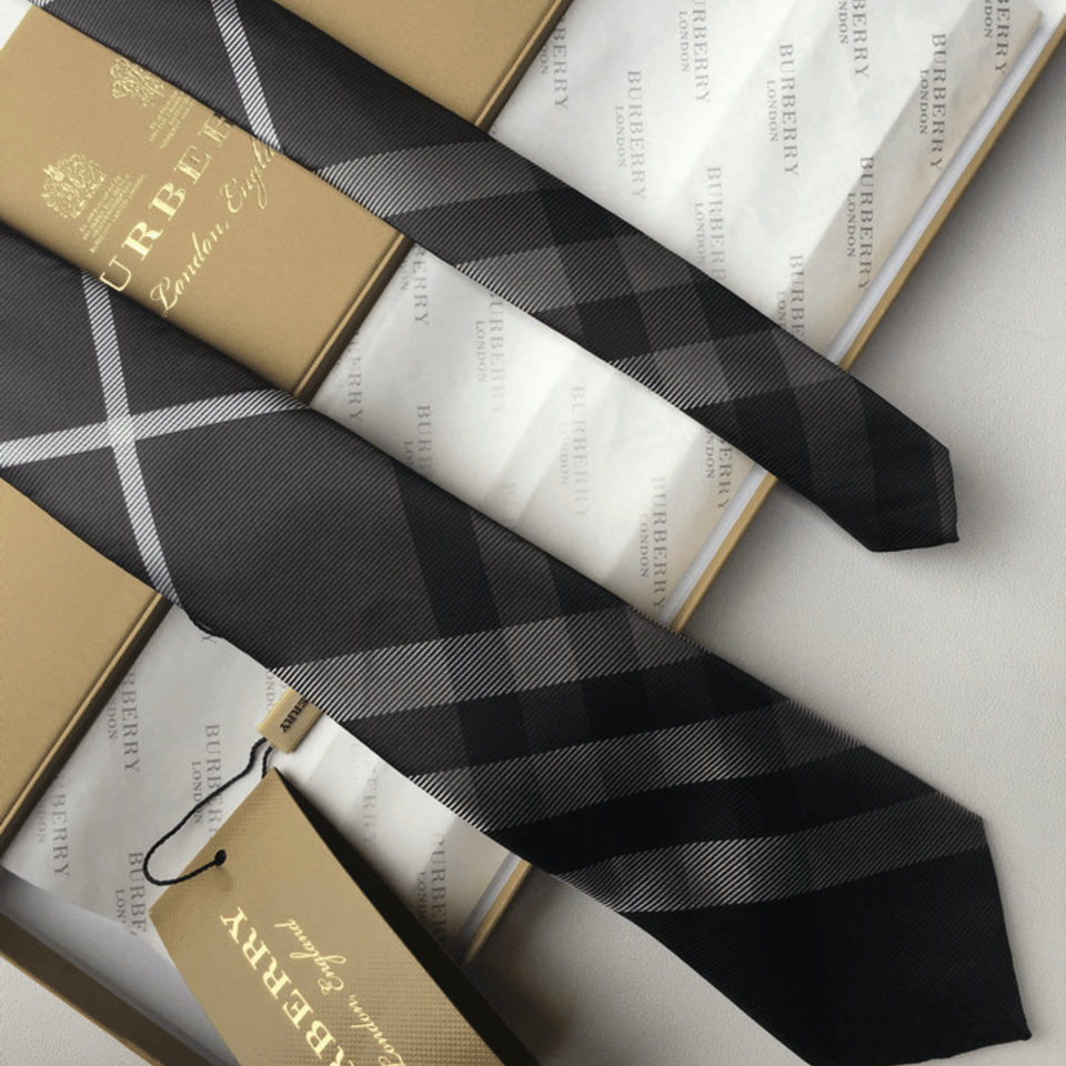 Burberry Gray Nova Check Silk Tie For Men view 6
