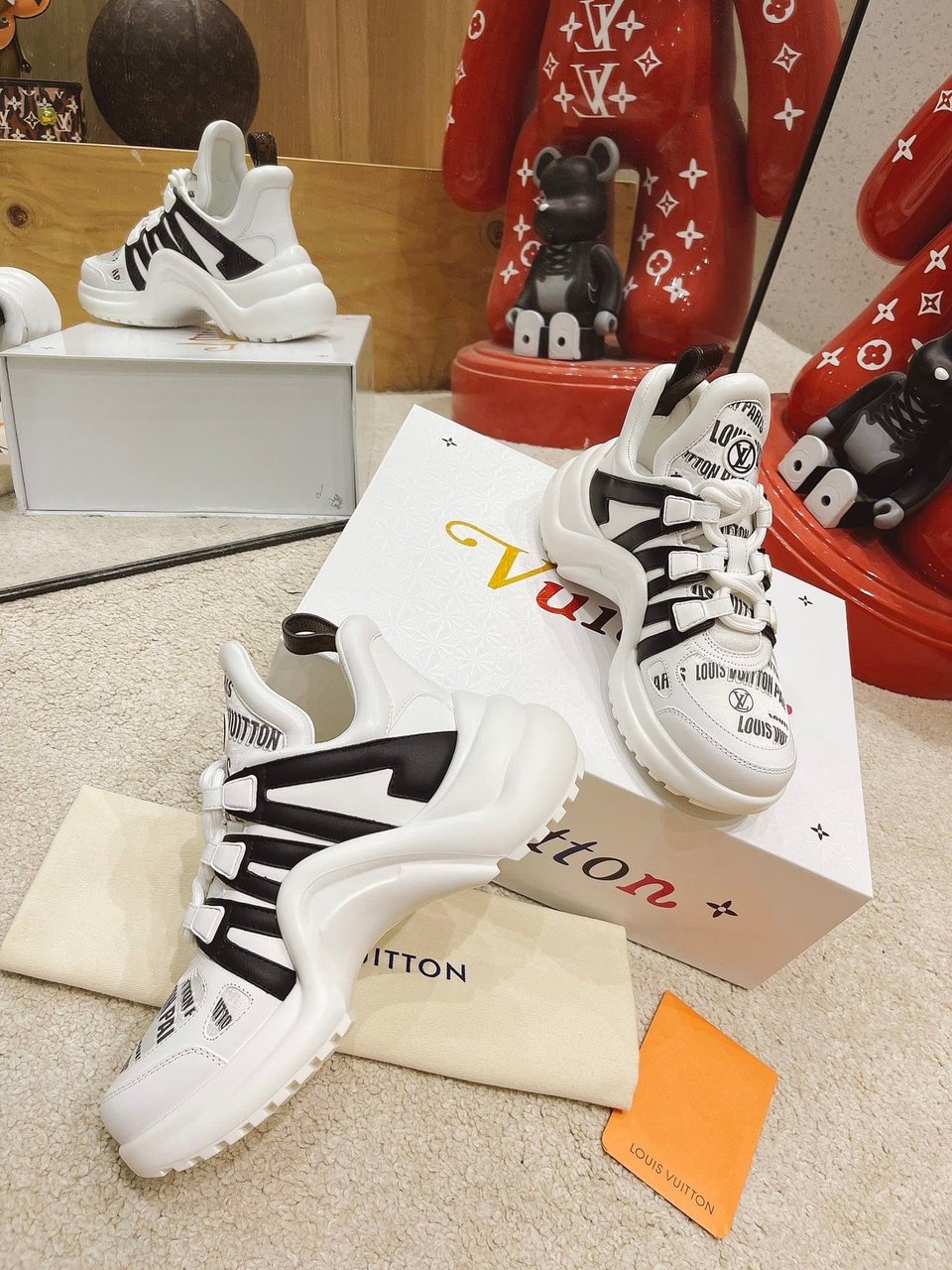 Louis Vuitton Tenis Archlight Sneakers 1A9D3Y view 9