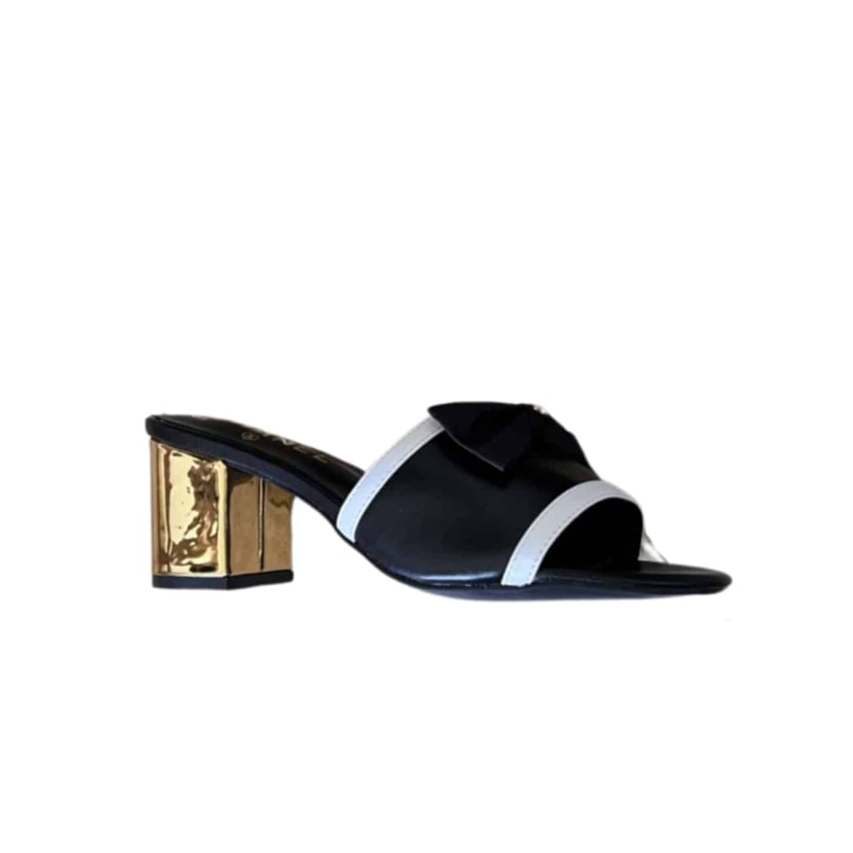 Chanel Grosgrain Ribbon Bow Mule Leather Gold Black view 2