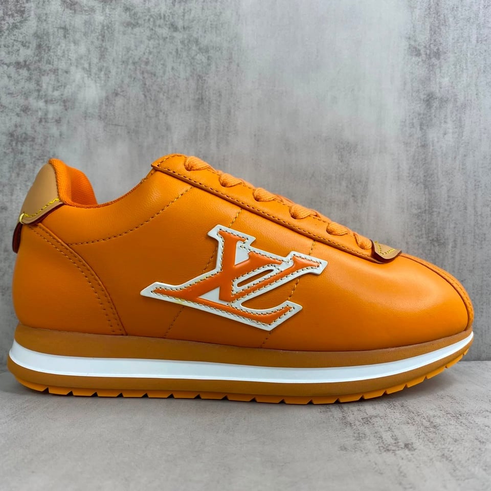 Louis Vuitton Buttersoft Sneaker Orange Sheepskin And Calfskin 1AINQN view 8