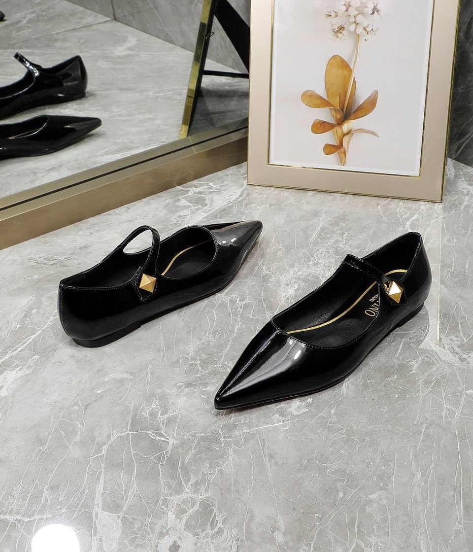 Valentino Garavani Tiptoe Patent Leather Ballet Flats Black 2W2S0Gc3Eru0No view 4